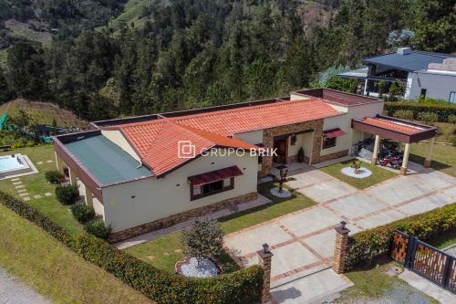 Casa El Retiro 2894